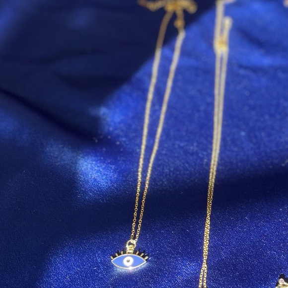 *New* 18K Gold Plated Cubic Zirconia Evil Eye Pendant Necklace 🧿 - Picture 5 of 12